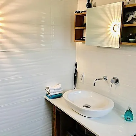 Studio Am Waldrand Bed & Breakfast
